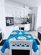 White Luxury Apartment