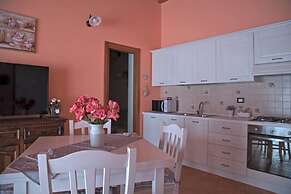 Air-conditioned Villa Near the sea - Wi-fi