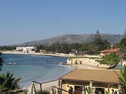 Air-conditioned Villa Near the sea - Wi-fi