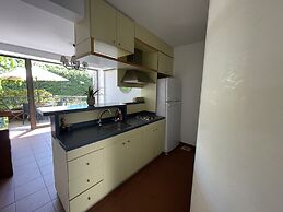 Duplex In Siwar,2 Minutes From Hotel Le Royal,1 Bedroom, Pool,generato