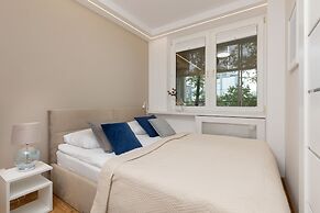 Warsaw City Centre- Srebrna by Renters