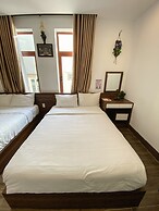 Nguyen Huong Hotel
