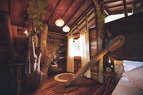 Roots Tree House