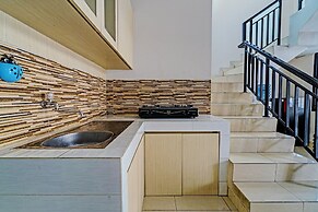 OYO 92556 JKK Sweet Room