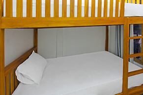 OYO 92558 Bale Datu Homestay Near Lapangan Bulutangkis By'u Badminton