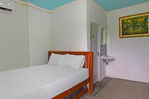 OYO 92558 Bale Datu Homestay Near Lapangan Bulutangkis By'u Badminton