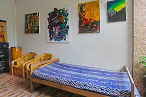 OYO 92558 Bale Datu Homestay Near Lapangan Bulutangkis By'u Badminton