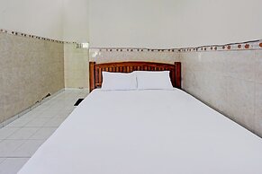 OYO 92560 Astri Homestay