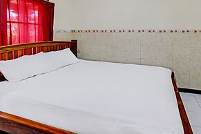 OYO 92560 Astri Homestay