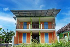 SPOT ON 92564 Kemangi Asri Kost