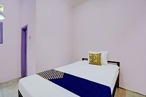 SPOT ON 92564 Kemangi Asri Kost