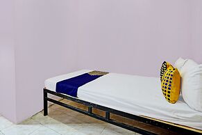 SPOT ON 92564 Kemangi Asri Kost