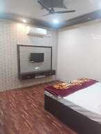 Goroomgo Banaras Residency Varanasi
