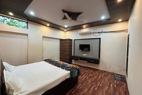 Goroomgo Banaras Residency Varanasi