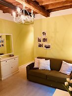 1BR Apt in Via Panicale by Sea N' Rent