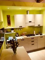 1BR Apt in Via Panicale by Sea N' Rent