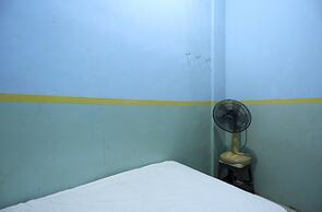 SPOT ON 92569 Anto Homestay SyariahNearPelabuhan Feri Harbor Bay