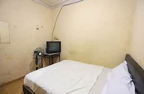 SPOT ON 92569 Anto Homestay SyariahNearPelabuhan Feri Harbor Bay