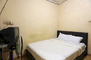 SPOT ON 92569 Anto Homestay SyariahNearPelabuhan Feri Harbor Bay