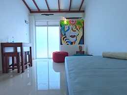 Unwind Restaurant & Hostel