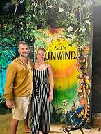 Unwind Restaurant & Hostel