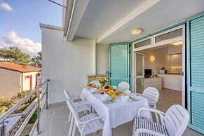 Valdarke Seaside Apartment