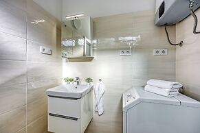 Valdarke Seaside Apartment