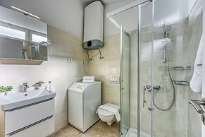 Valdarke Seaside Apartment