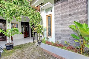 OYO 91803 Gita Graha Guest House Syariah