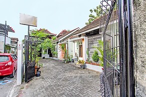 OYO 91803 Gita Graha Guest House Syariah
