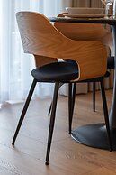 Powstańców Warszawskich Lux by Renters