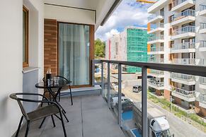 Powstańców Warszawskich Lux by Renters