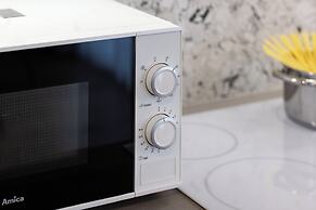 Powstańców Warszawskich Lux by Renters