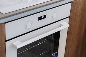 Powstańców Warszawskich Lux by Renters