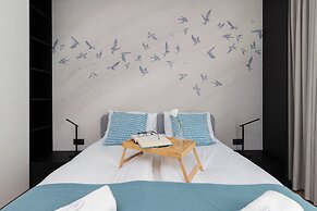 Powstańców Warszawskich Lux by Renters