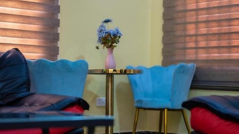 Impeccable 2-bed Apartment in Accra