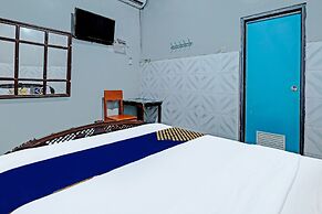 SPOT ON 91915 Homestay Superman