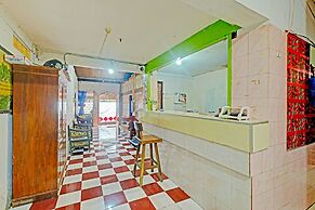 SPOT ON 91915 Homestay Superman