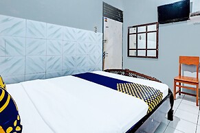 SPOT ON 91915 Homestay Superman