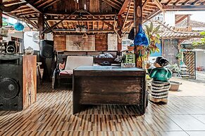 SPOT ON 91916 Joglo Doyong Homestay Syariah