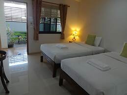 Rena House Chiang Mai