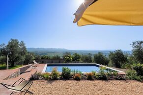 Casa Di Luca Eroica, Pool