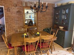 Sawyer's Creek Bed and Breakfast