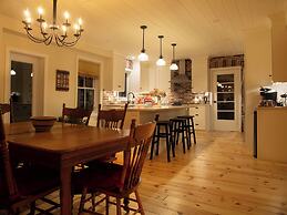 Sawyer's Creek Bed and Breakfast