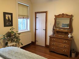 Sawyer's Creek Bed and Breakfast