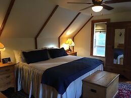 Sawyer's Creek Bed and Breakfast