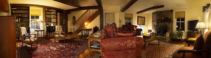 Sawyer's Creek Bed and Breakfast