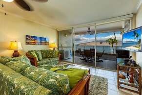 Menehune Shores #209 2 Bedroom Condo by Redawning