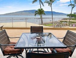 Menehune Shores #209 2 Bedroom Condo by RedAwning