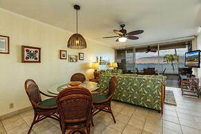 Menehune Shores #209 2 Bedroom Condo by RedAwning